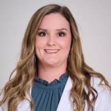 Kelly Whitehead's Instagram, Twitter & Facebook