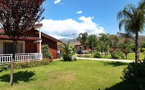 Fikriyat olarak, henüz tatil planı yapmayanlar için, tatil ve dinlenme duygusunu kısa süreliğine de olsa tatmin edebilecekleri; Kemer De Doga Ile Ic Ice Bir Tatil Icin Cirali Bungalow Secenekleri Kemer Haber