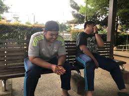 Sebelas bulan lamanya kita mengejar dunia kita umbar nafsu angkara sebulan penuh kita gelar ibadah puasa kita bakar segala dosa. Suspek Kes Bakar Pusat Tahfiz Pernah Dibuang Sekolah Kata Rakan