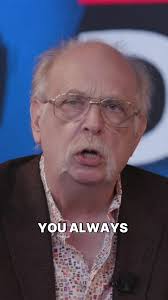 Understand your bandwidth and only seize opportunities that truly align  with your goals. #entrepreneur #marketing #sales #businessmarketing  #directmarketing #dankennedy