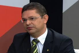 Projeto torna crime de responsabilidade dos ministros do STF a usurpação de  competência do Legislativo