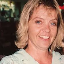 Sheila Farley's Instagram, Twitter & Facebook