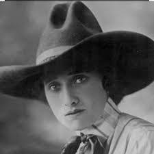 Eula Johnson's Instagram, Twitter & Facebook