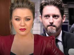 Kelly Clarkson Claims Estranged Husband Brandon Blackstock Defrauded Her  Out of Millions
