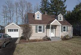 Maybe you would like to learn more about one of these? Certainteed Monogram Vinyl Siding Wilton Ct Traditional Exterior New York By Vinylume Home Improvement Houzz
