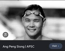 Beside Fandi Ahmad. We also have this guy call Ang Peng Siong. 小飞鱼洪秉祥