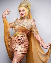 Dato sri siti nurhaliza kuasa cintamu official music video. Siti Nurhaliza Traditional Dresses Designs Traditional Fashion Traditional Wedding Attire