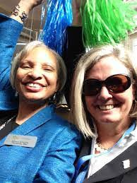 Nora Carr's Instagram, Twitter & Facebook