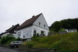 Wenn sie jetzt ein haus in wiehl kaufen, sollten sie auch die pläne für die zukunft berücksichtigen. Haus Kaufen Adam Immobilien