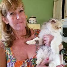 The toddler needs shiny things to distract him from knowing he's going to  prison