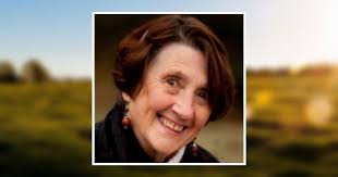 Robert Dieringer's Instagram, Twitter & Facebook