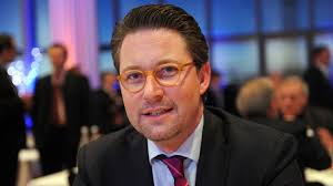 1998 erstes staatsexamen lehramt realschule, anschließend magisterstudium der politikwissenschaft, wirtschaft und soziologie an der universität passau mit abschluss 2001, 2004 promotion an der karlsuniversität prag. Generalsekretar Andreas Scheuer Die Doktoren Der Csu Inland Faz