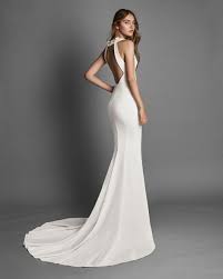 2018 Alma Novia Collection Rasgo Mermaid Style Crepe Wedding Dress With Halter Neckline Low Back And Plain Wedding Dress Bridal Gowns Mermaid Wedding Dresses