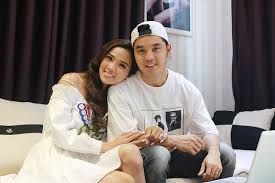 Lời chúc mừng 8/3 cực chất, khéo nịnh vợ của loạt sao việt: Ben Trong CÄƒn Nha 4 Táº§ng Sang Cháº£nh Cá»§a Nam Ca SÄ© Há»©a Tháº­t Nhiá»u Tháº¥t Há»©a Tháº­t Nhiá»u
