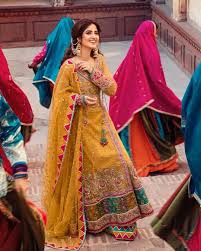 Sajal Ali S Colourful Traditional Attire Is Just Pakistani Fancy Dresses Pakistani Dress Design Pakistani Wedding Dresses