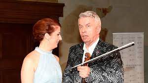Že jsem přebral pavlu trávníčkovi ženu? Pavel Travnicek Does The Wife Want Another What Does The Lover Of The Sacred Say World Today News