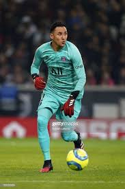 News, fixtures and results, player profiles, videos, photos, transfers, live match coverages, highlights, tickets, online shop. Paris Goalkeeper Keylor Navas During The Ligue 1 Match Between Lille Goalkeeper Psg Neymar Psg