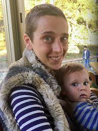 Donations from strangers allowed dying young Irish mum to spend extra time  with her young son