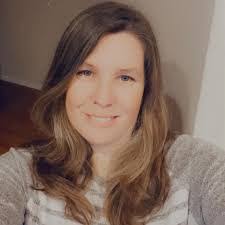 Erica Masters's Instagram, Twitter & Facebook