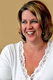 Janet Crews's Instagram, Twitter & Facebook