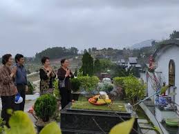It is one of the four most important traditional festivals in china. Qing Ming Festival In Vietnam When Why And How It Is Celebrated Vietnam Times
