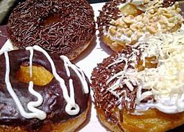 85.460 resep kue goreng ala rumahan yang mudah dan enak dari komunitas memasak terbesar dunia! Kue Donat Seres Pembuatan Lemari