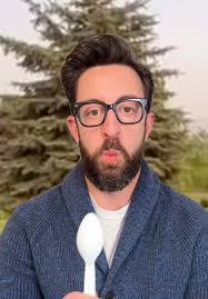 Adam Detamore's Instagram, Twitter & Facebook