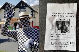 Just about to finish lol. Masked Man Cons Villagers At Fete With Guess The Identity Game Then Fled With Cash Daily Record