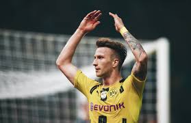 His father was a locksmith while his mother worked as an office clerk. Marco Reus And The Inescapable Void Of His Career