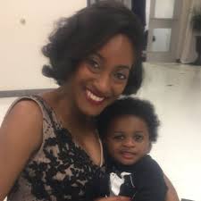 This is so incredibly random but, Patti Labelle as Dwayne Wayne's mom