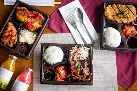Jual pie susu khas bali di samarinda kami menjual pie susu khas bali di samarinda secara online pie susu kami sangat enak dan halal karna terbuat dari bahan bahan yang bermutu dan terjamin kualitasnya. 7 Hotel Di Indonesia Yang Buka Layanan Pesan Antar Makanan Halaman All Kompas Com