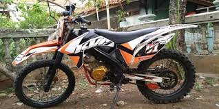 Lihat selengkapnya pada gambar motor trail di bawah ini. Jual Tangki Jok Trail Ktm 250 For Vixion Injeksi Di Lapak Kk Shop Bukalapak
