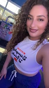 Jessica Laboy's Instagram, Twitter & Facebook