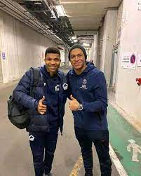 Reinildo isnard mandava fifa 21 career mode. Afrofut O Internacional Mocambicano Reinildo Mandava Foi Facebook