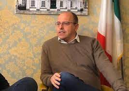 Faccio l'imprenditore nel mondo tech e mi appassiona il mondo della comunicazione. Drtehss3 Vrvfm