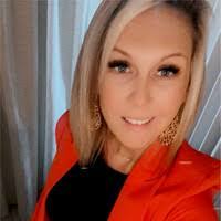 Jennifer Pugliese's Instagram, Twitter & Facebook