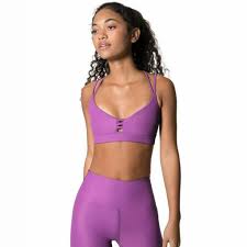 PRESLEY HILL (@presleyhill)