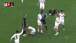 Leverkusen Wins Thrilling Bundesliga Debut! 3-1 Victory With 9 Men! - Imagen principal del artículo