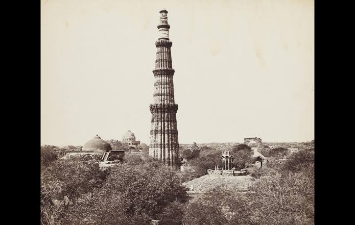 The Qutub Minar, Delhi - Sarmaya