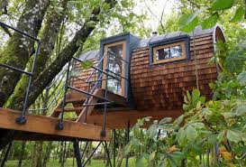 Treehouse is also the first retailer to offer the tesla powerwall (aka a very powerful home battery), and a slew of. Bower House Construction Builds Sustainable Treehouse Cool Tree Houses Tree House Tree House Designs