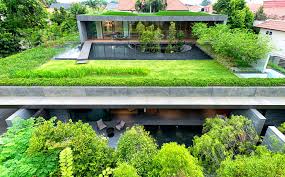 Türkiye'de yaygınlaşmaya başlayan, sağlamlığının yanı sıra ısı yalıtımı ve çabuk inşa edilmesi gibi özellikleriyle tercih edilen hafif çelik ev yapımı üzerine çalışmalar yürüten servilla çelik villa ortaklarından i̇dris yağmahan, dört mevsim, rahatlıkla kullanılabilecek. Terasli Villa Modelleri