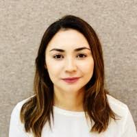 600+ perfiles de «Hazel»