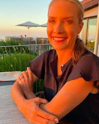 If you sincerely acknowledge your admiration for my work and the joy it  brings to your heart's, I would appreciate it if you could show your  support by sending a friend request