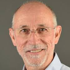 Leslie Fontaine's Instagram, Twitter & Facebook