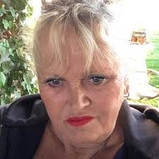 Paula Bramlett's Instagram, Twitter & Facebook