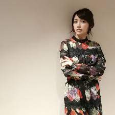 後藤真希 花柄モチーフのワンピースはヴィンテージっぽさがお気に入り fray id ロングワンピース 花 花柄ワンピース 花柄 ワンピース まきふく