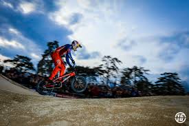 En die is vanaf vandaag te zien op redbull.nl/goudzucht en videoland. Twan Van Gendt Switching Sides Fifteen Bmx Fifteen