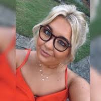 Grace Gamble's Instagram, Twitter & Facebook