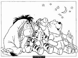 It is tigger's birthday and he needs winnie the pooh to help him decorate for the party. Winnie The Pooh Thanksgiving Pictures Coloring Home