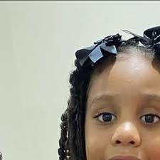 Ariel Artiles's Instagram, Twitter & Facebook